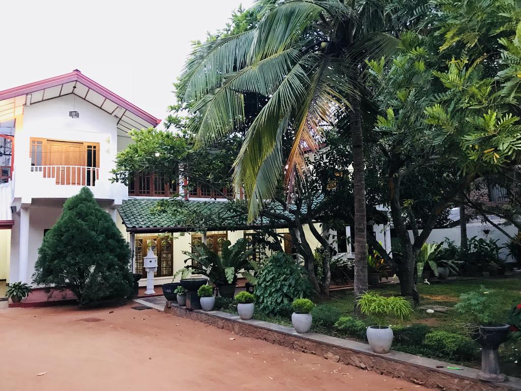 Pearl House Resort Anuradhapura Exterior photo